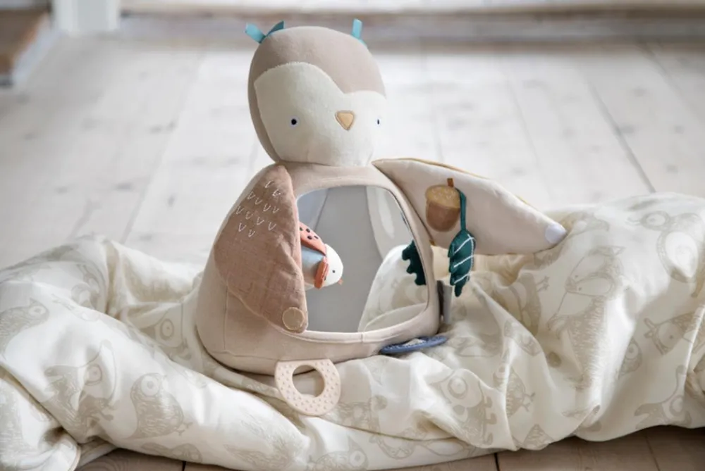 Sebra Aktivitetslegetøj, uglen Blinky, maple beige- Aktivitetslegetøj