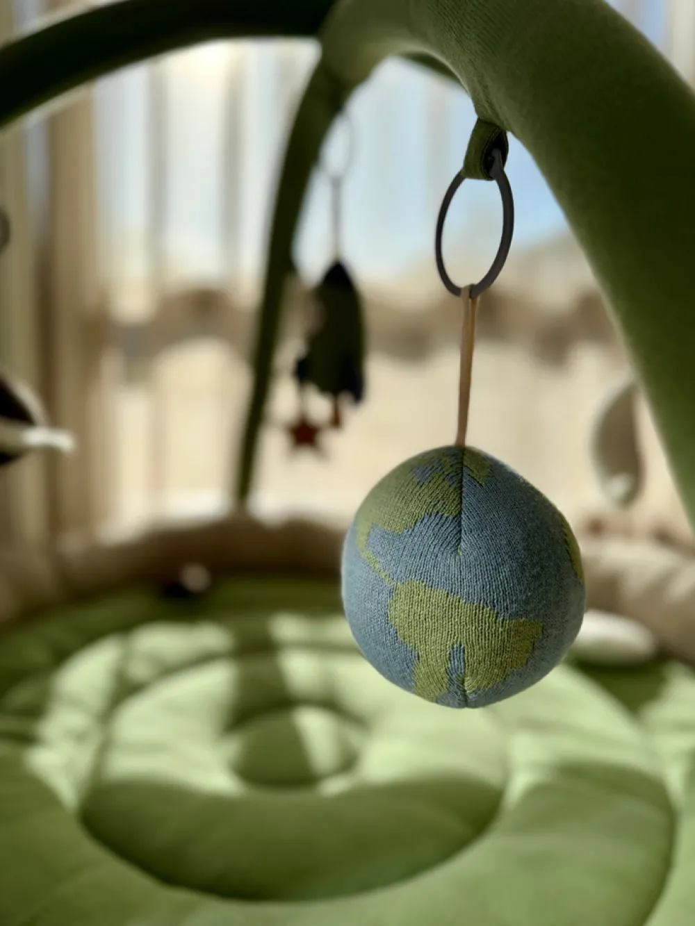 Vanilla COPENHAGEN Aktivitetstæppe med blød kant - Space- Aktivitetstæpper