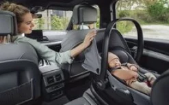 Britax Römer Baby-Safe Core inkl. base - space black- Autostole 40-87 Cm (0-15 Mdr.)