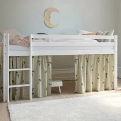 Hoppekids ECO Comfort halvhøj seng hvid, med forhæng grøn-Børn Pakkeløsninger|Juniorsenge