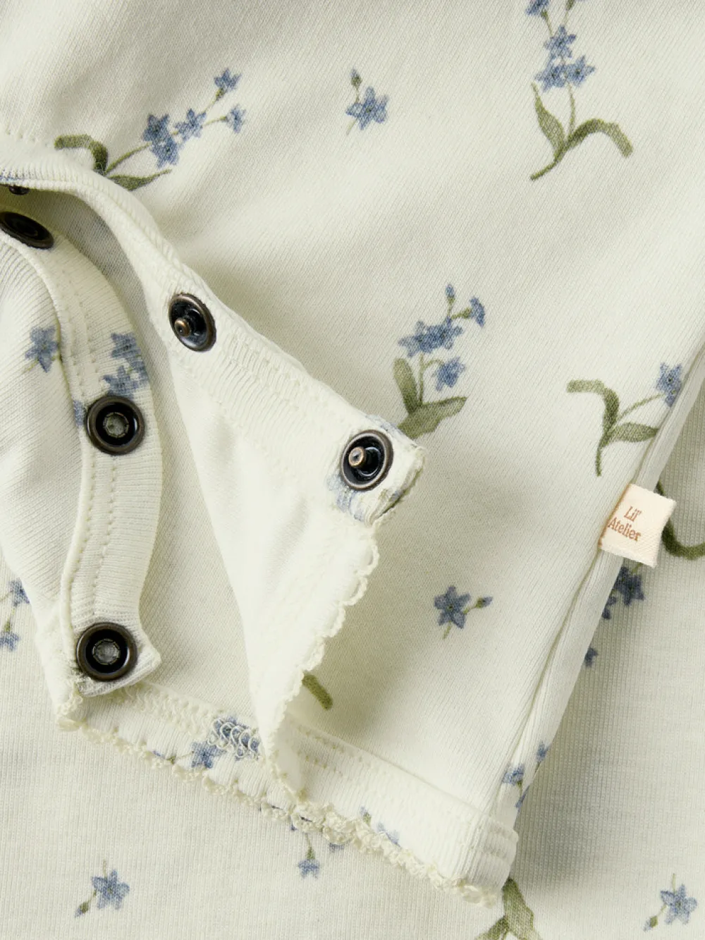 Lil' Atelier Gayo Sao Sommerdragt - Forget me/Coconut milk- Smækbukser & Buksedragter