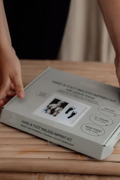 Vanilla COPENHAGEN Hånd og fodaftryk sæt med stempel og ramme-Børn Rammer|Hånd- & Fodaftryk