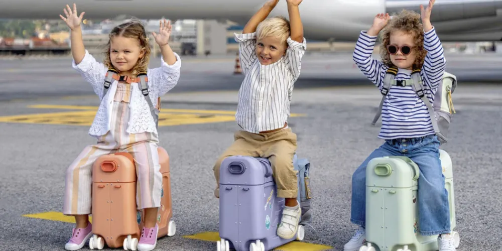 Stokke® JetKids BedBox - Coral Pink- Rejsetilbehør