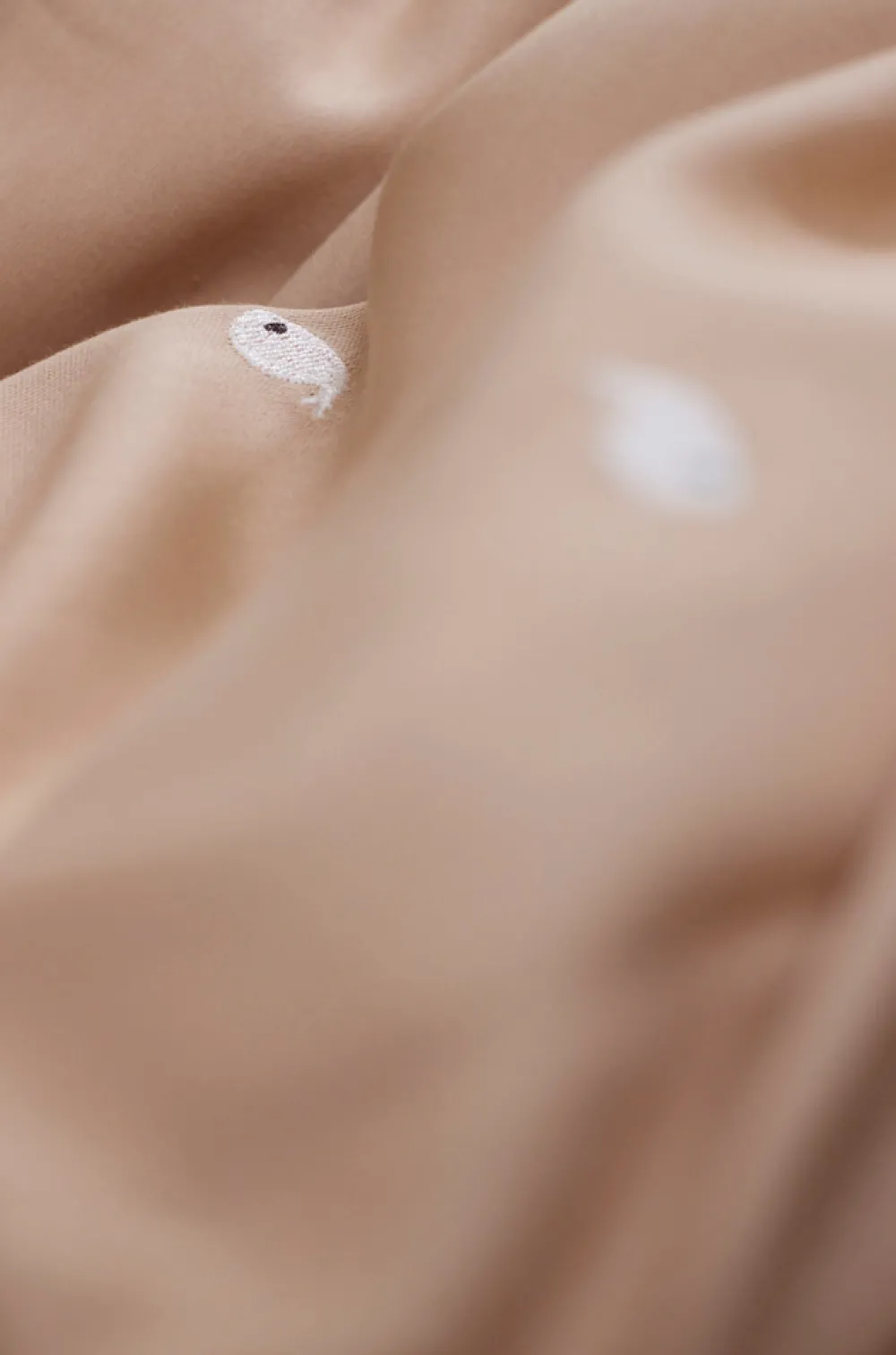 Filibabba Junior sengetøj - Warm grey med broderet Christian hval-Børn Sengetøj