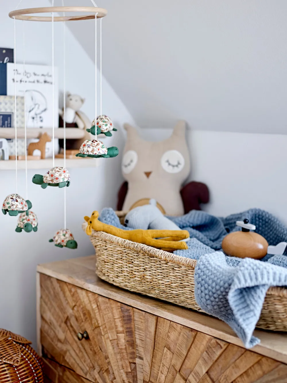 Bloomingvillemini Mingus Hylde, Natur, Kejsertræ-Børn Knager