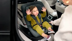 Maxi-Cosi Quartz 360 - Full graphite- Autostole 40-125 Cm (0-6 År)