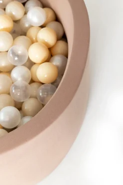 BeKids Rundt Boldbassin med 200 bolde- Cafe Latte- Boldbassiner & Tilbehør