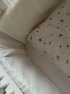 Vanilla COPENHAGEN Sengerand - Milk-Børn Sengerande