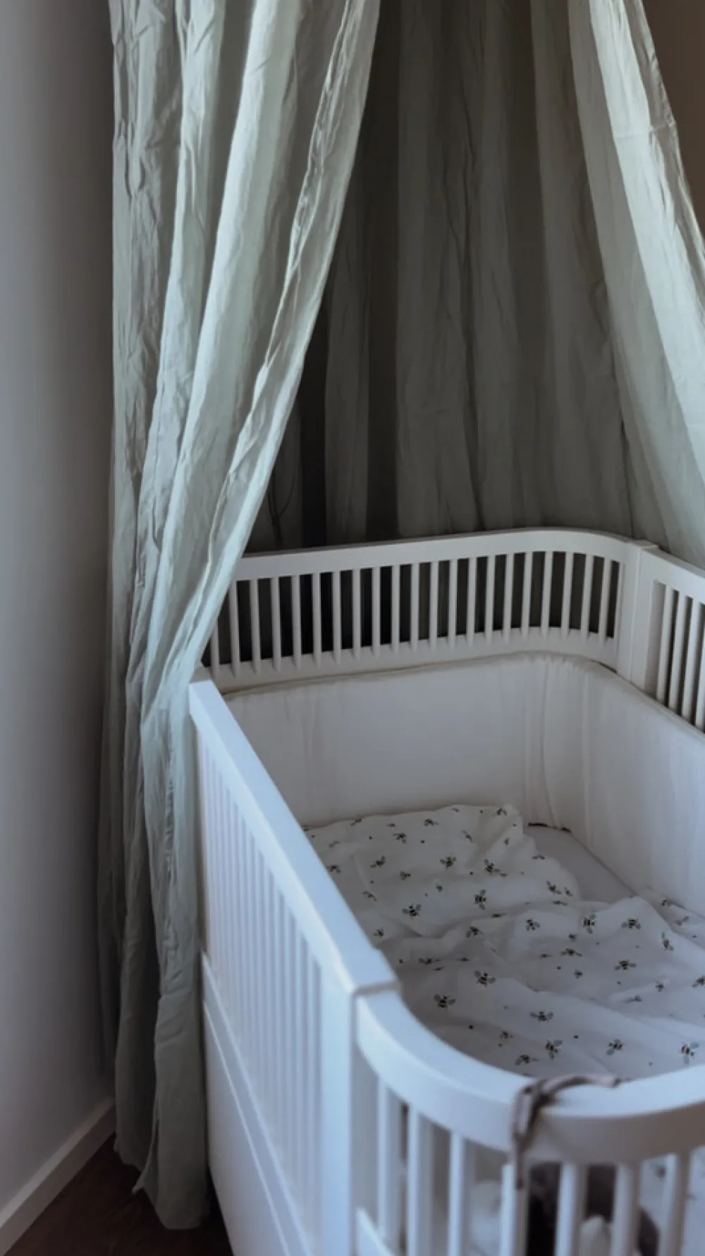 Vanilla COPENHAGEN Sengerand - Milk-Børn Sengerande