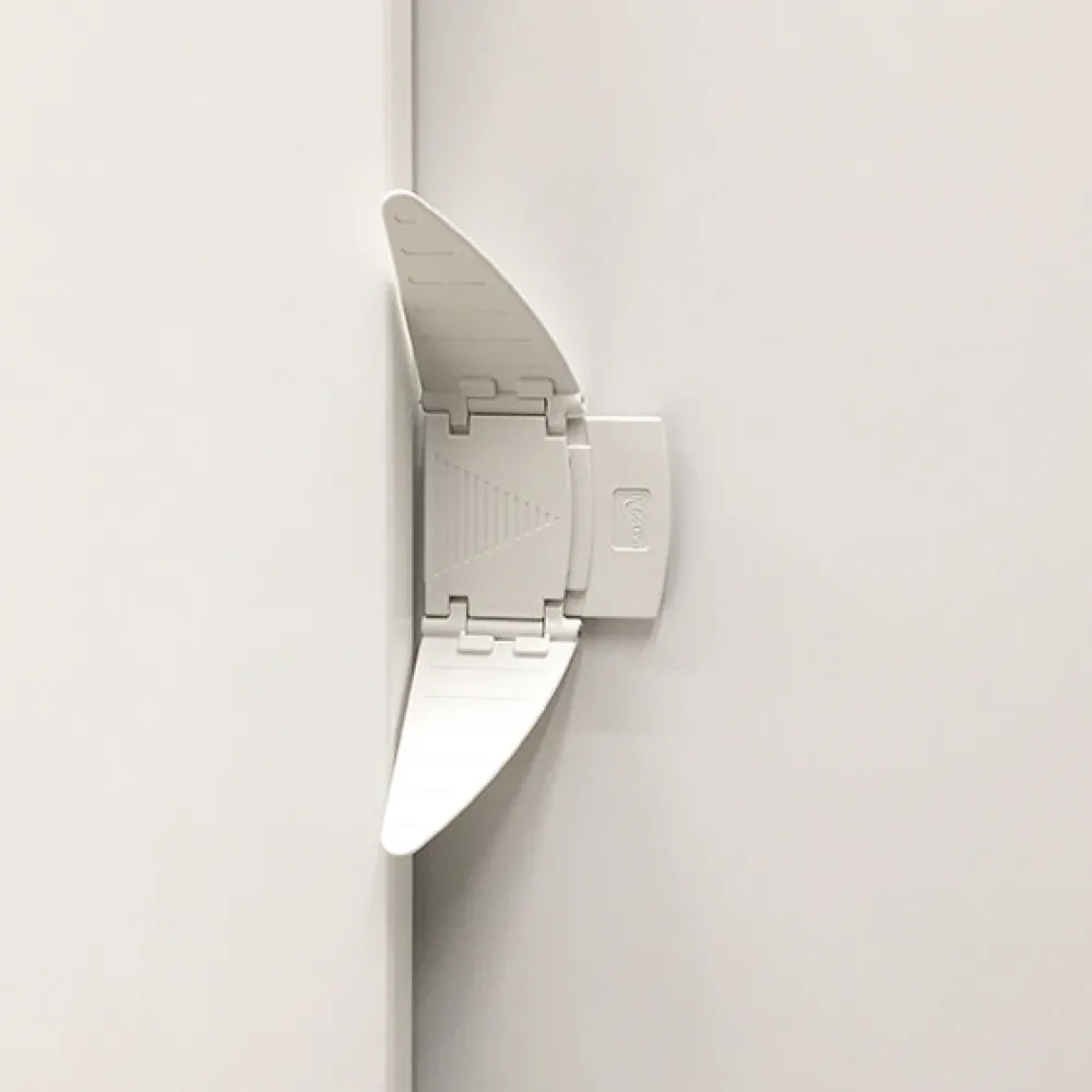 BabyDan Skydedørsstop- Sikkerhed I Hjemmet