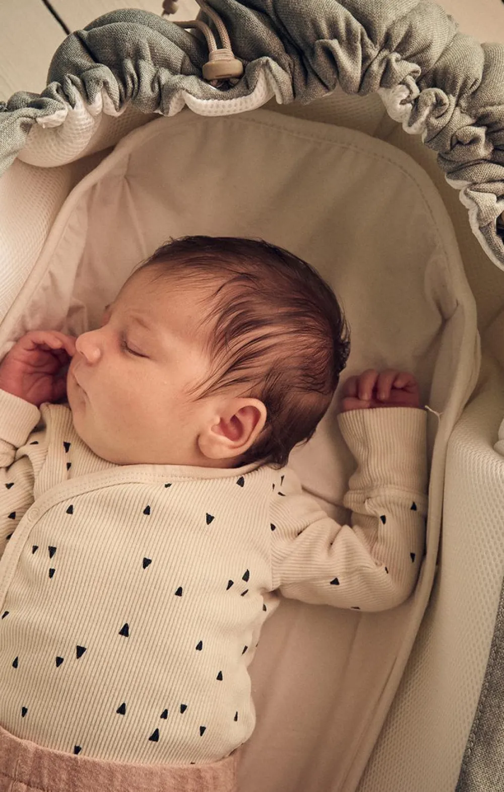 Najell SleepCarrier Waterproof Bedding - Daisy White- Madrasser & Lagner Til Barnevogne