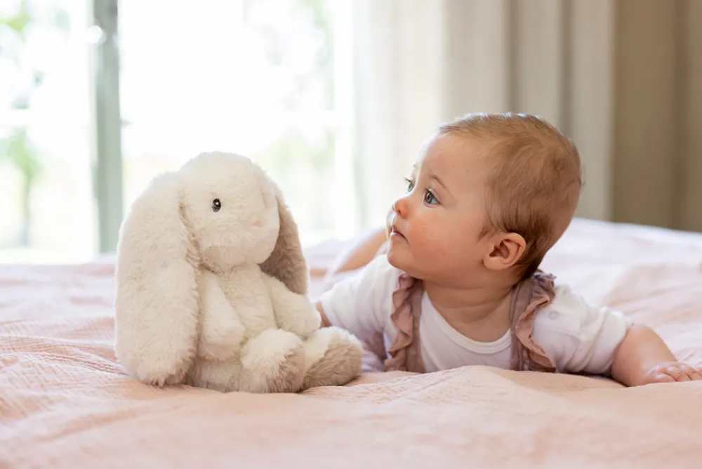 Teddykompaniet Teddybamse Mocca lille, kanin cremefarve, 25 cm- Bamser