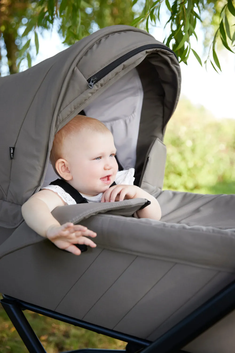 Odder Vida - Linen- Barnevogne Med Langt Liggemål