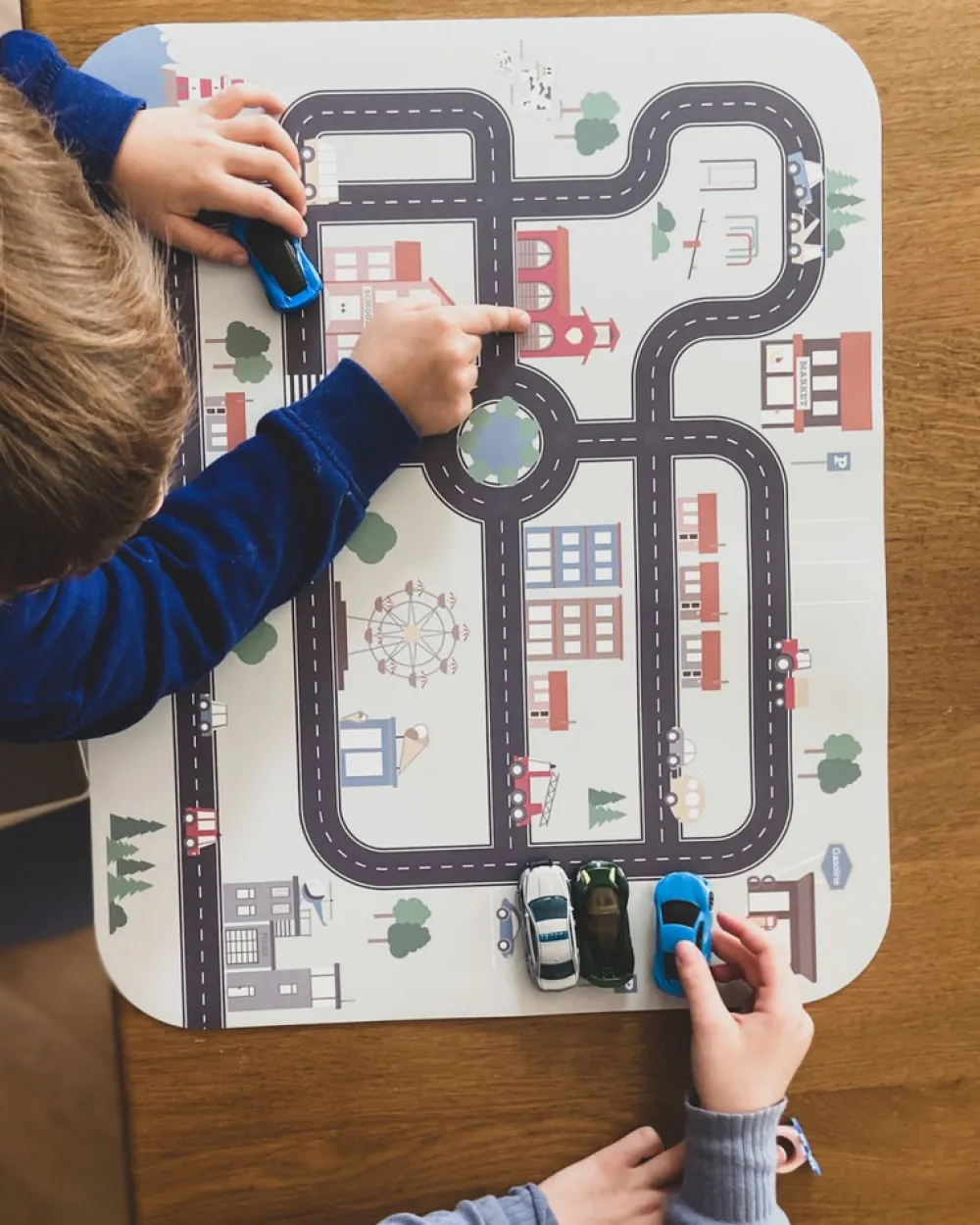 NOUI NOUI XL Underlag - lille landsby lys grå- Service